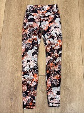 Lululemon Wunder Under Luxtreme Artisan Spring Multi Size 4